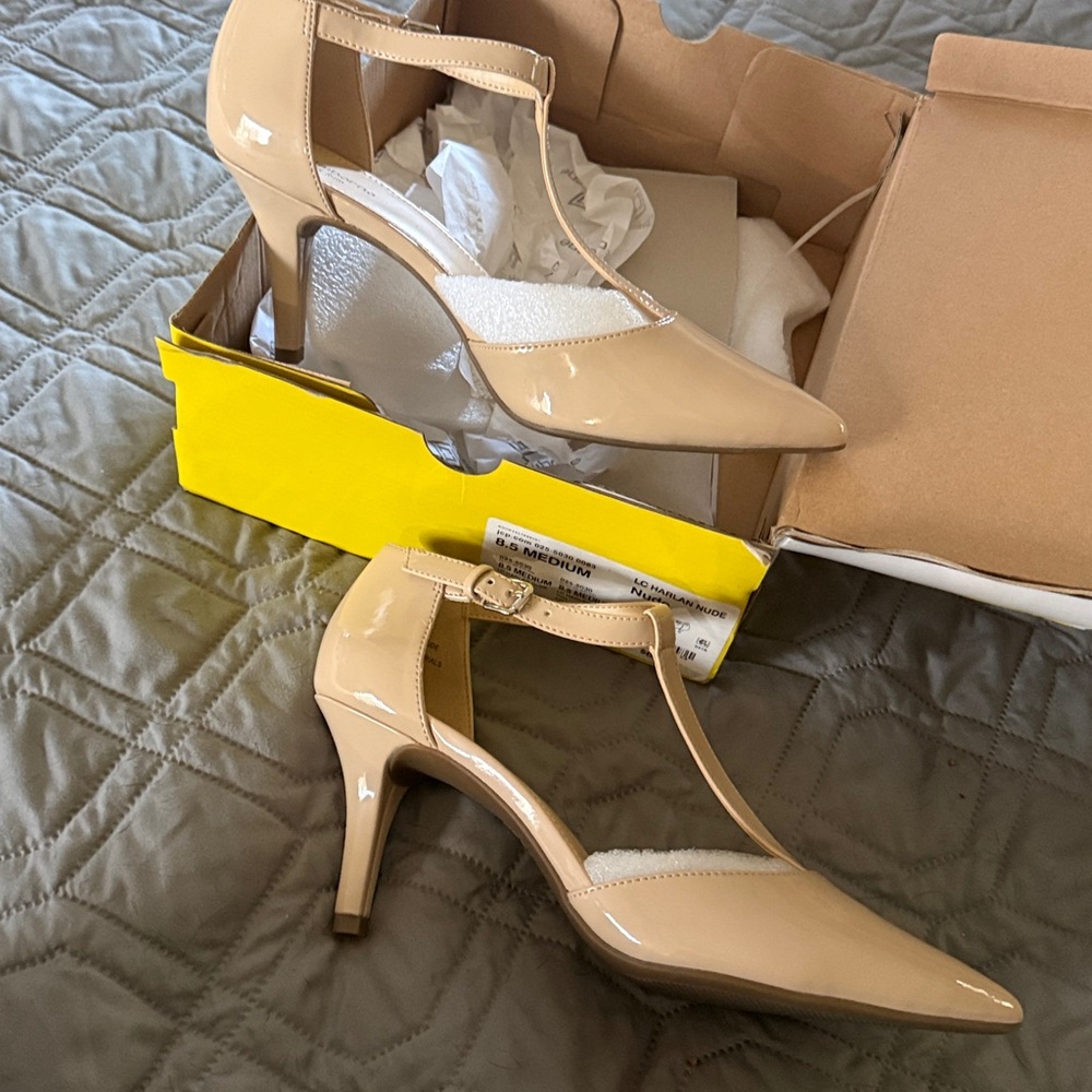 Worthington nude dress heels. 8.5M - Picture 6 of 6